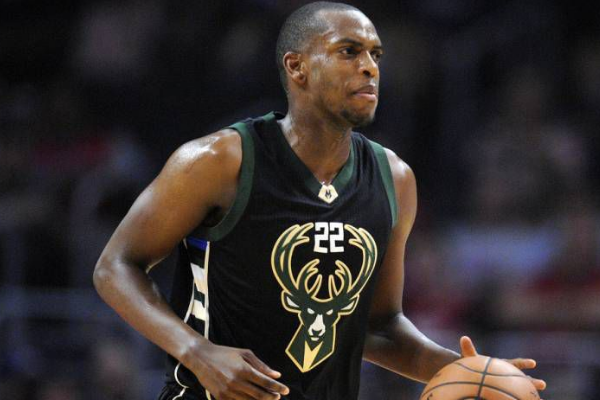 全场的激烈 全场的激烈