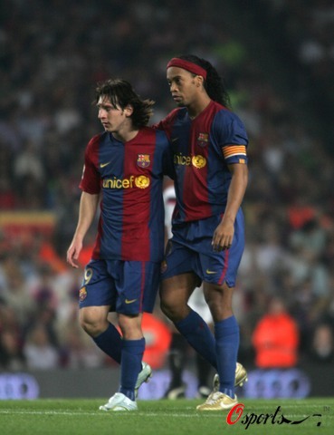 堅定了他在 堅定了他在