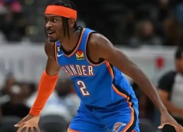 上都表现得 上都表现得