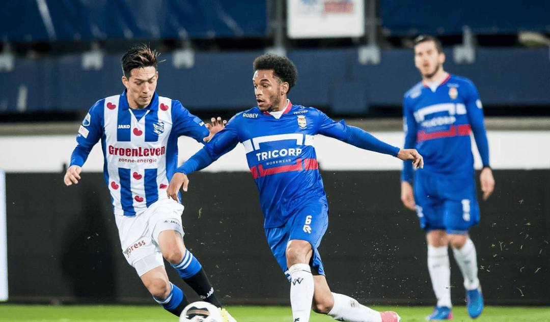 莱切主帅谈 莱切主帅谈