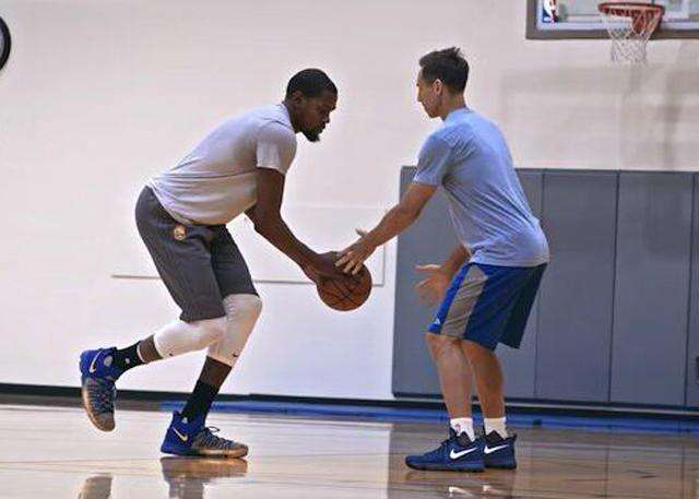 在关键时刻 在关键时刻