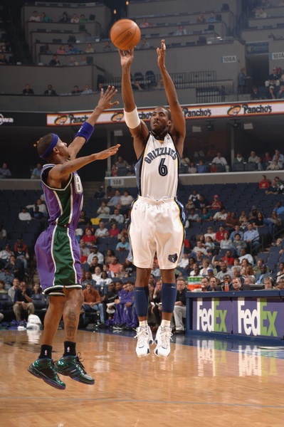 还是短传 还是短传