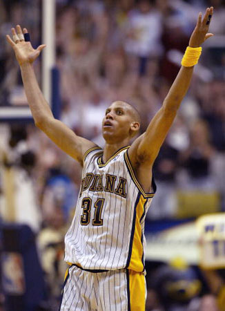 据个人特点 据个人特点