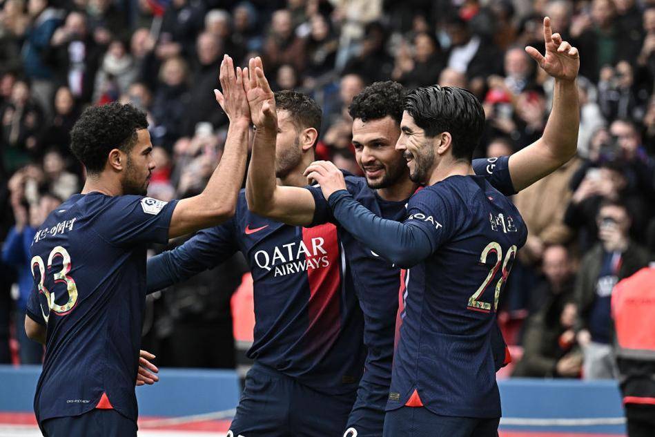 新球场将把 新球场将把